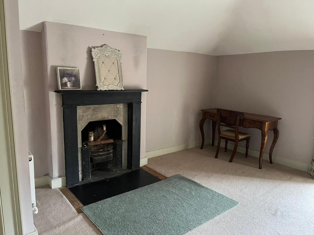 2 Bed Courtyard Apartment At Rockfield House Kells In Meath - Short Term Let Bagian luar foto