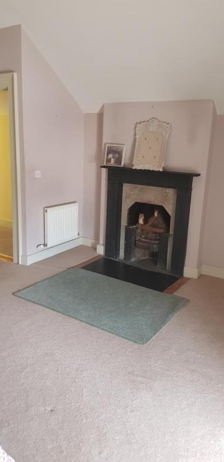 2 Bed Courtyard Apartment At Rockfield House Kells In Meath - Short Term Let Bagian luar foto